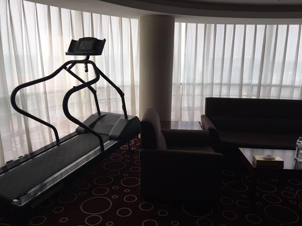 Beijing Spring Hotel Экстерьер фото