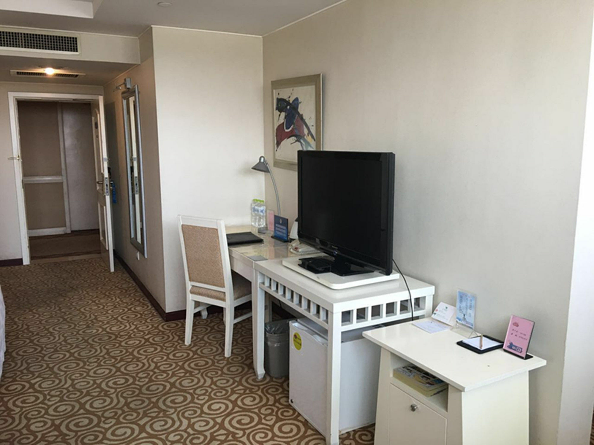 Beijing Spring Hotel Экстерьер фото